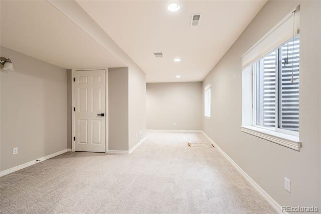3416 Hawthorne Drive