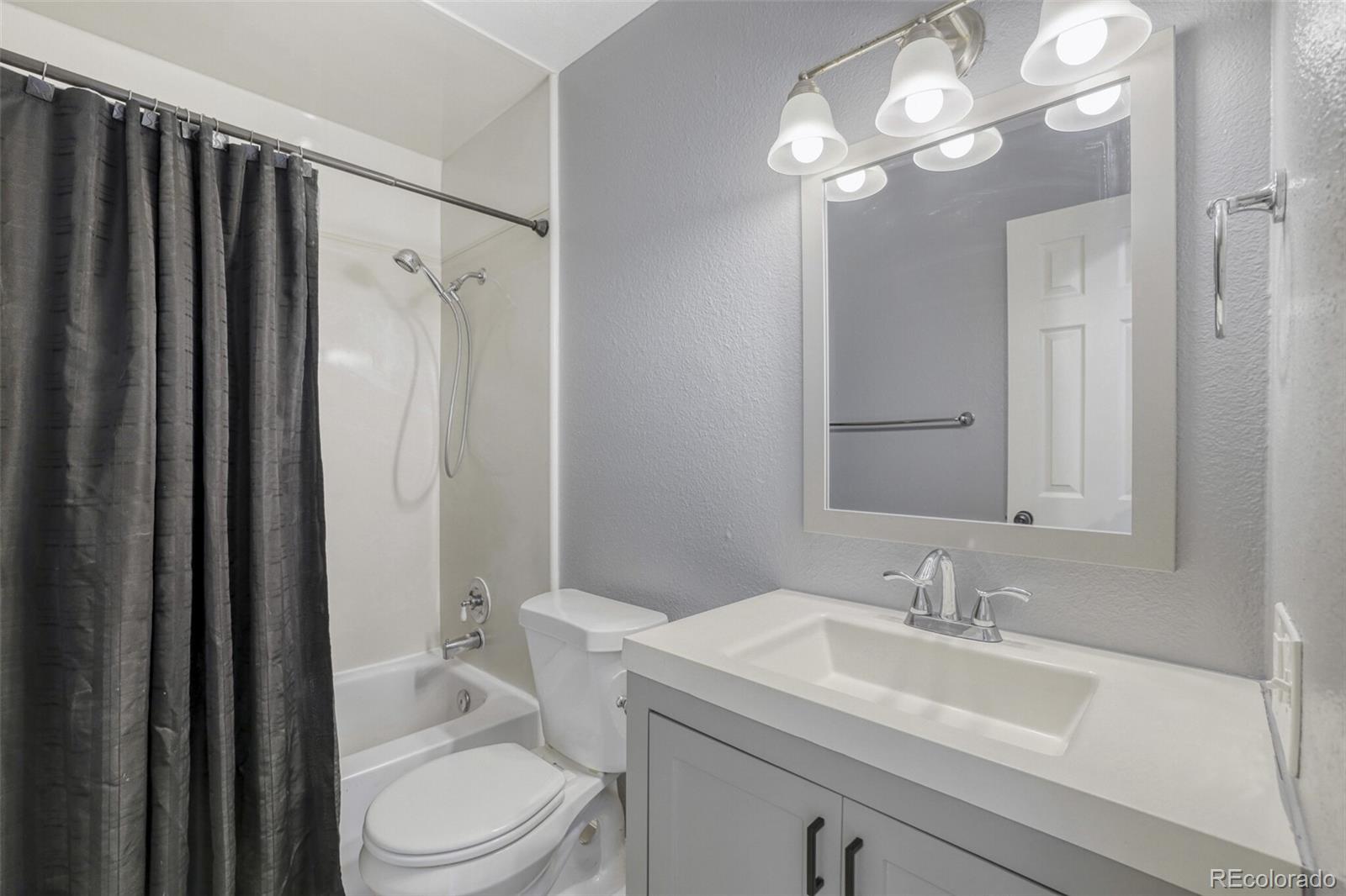 3354 S Flower Street Unit: 52