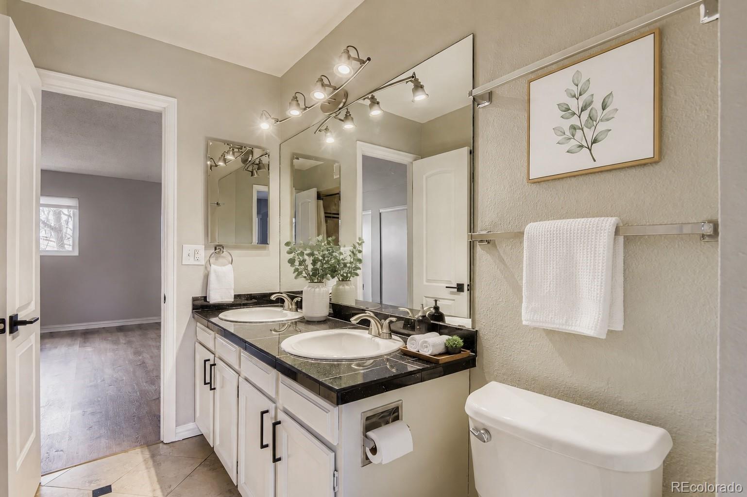 1060 S Parker Road Unit: 25