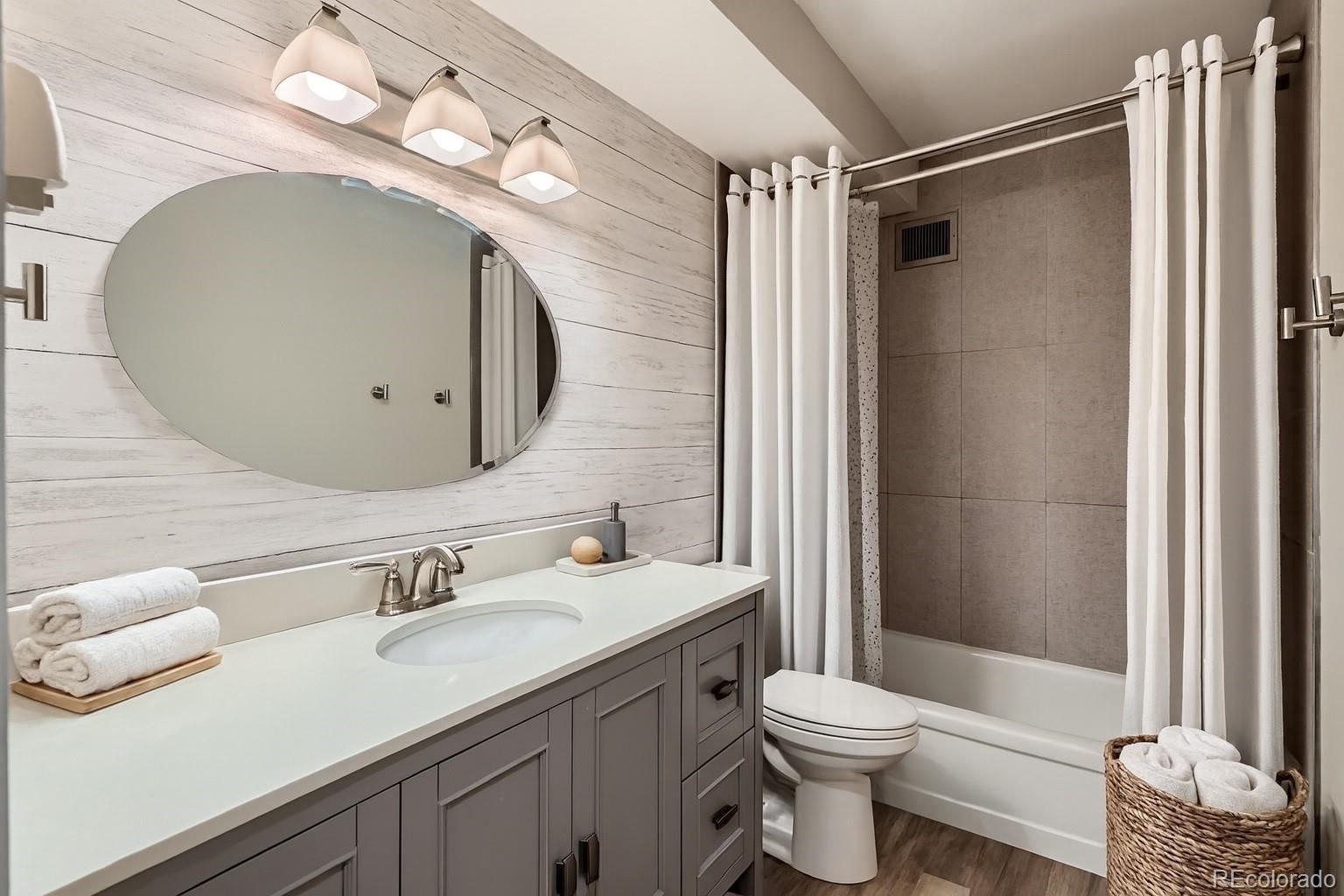 9300 E Center Avenue Unit: 3A