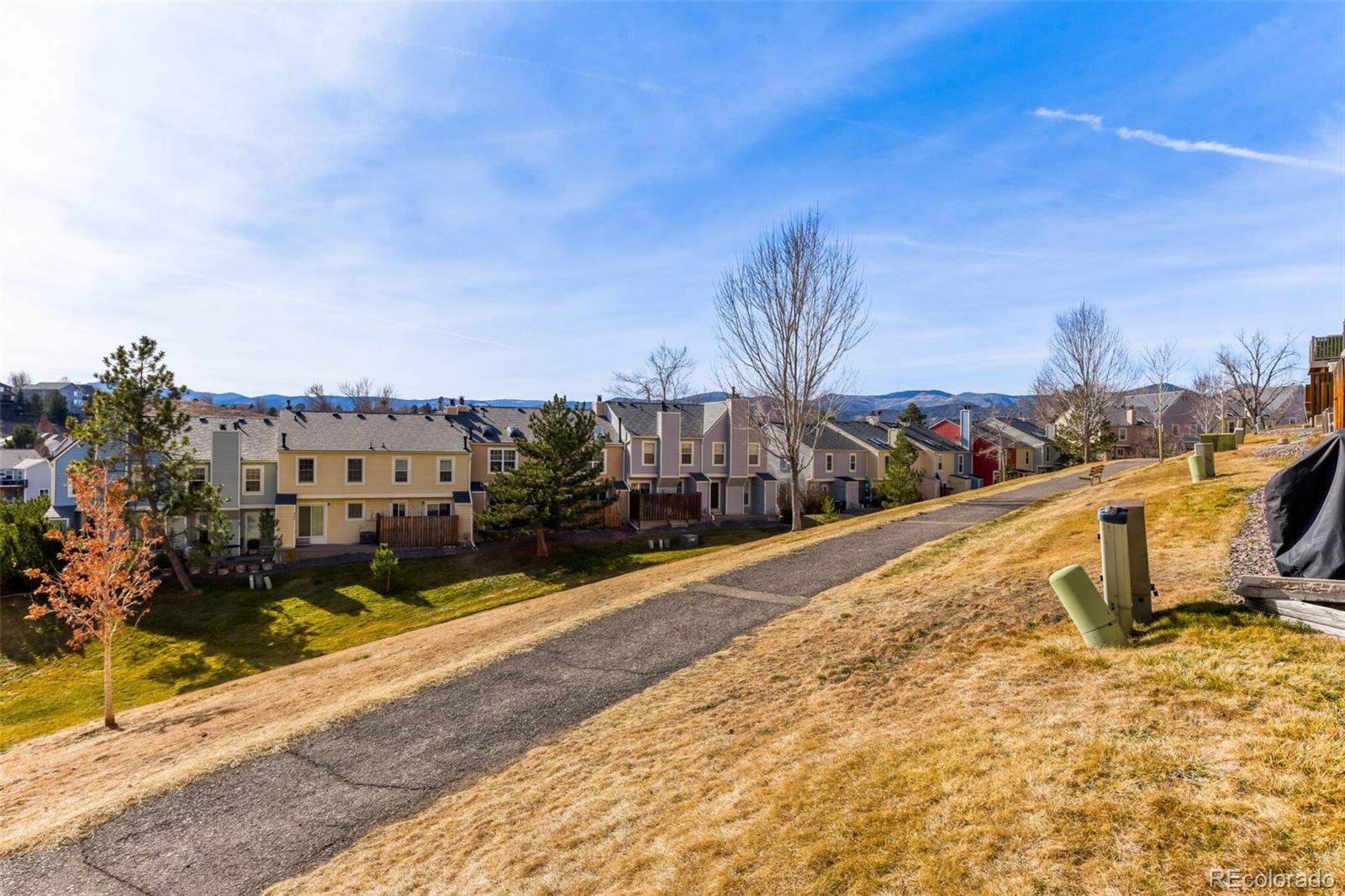 9423 W Ontario Drive