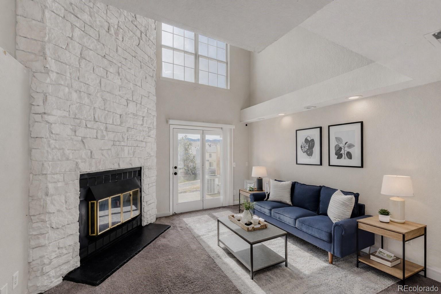 9423 W Ontario Drive