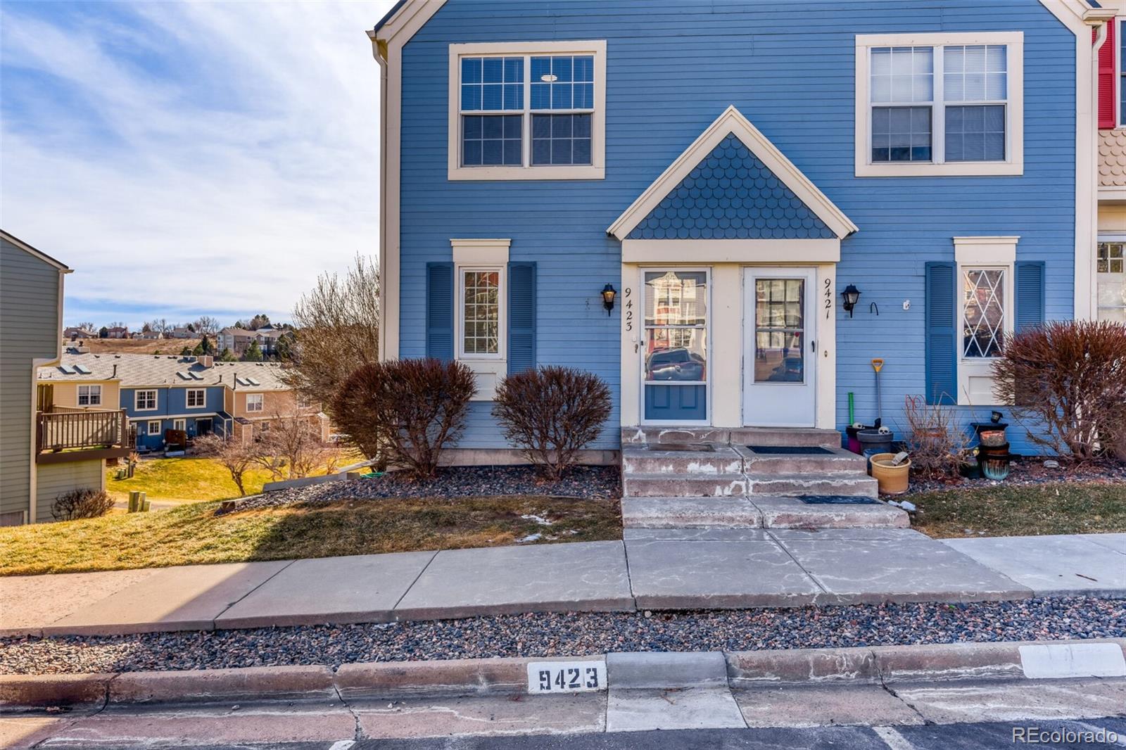 9423 W Ontario Drive