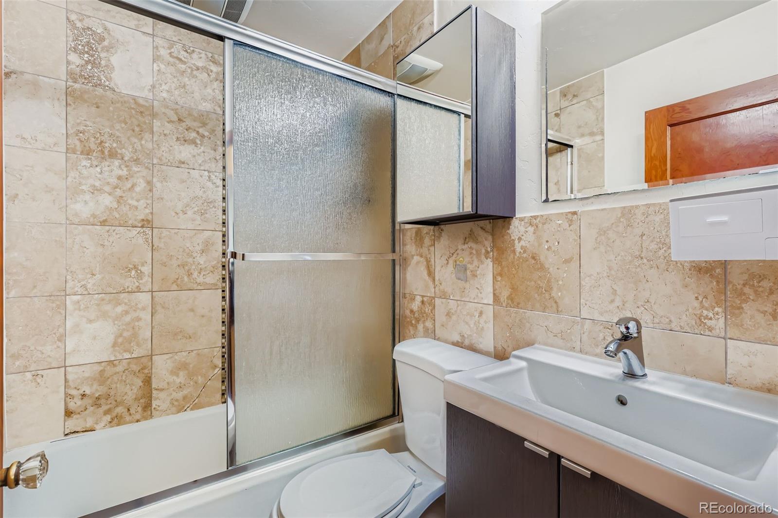 3314 N Josephine Street