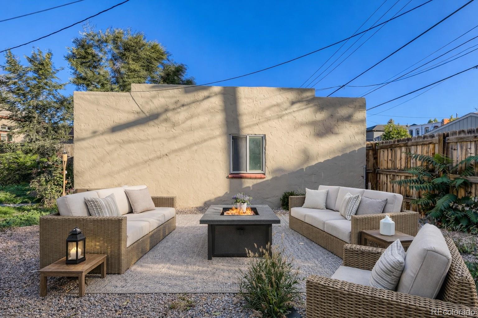 3314 N Josephine Street