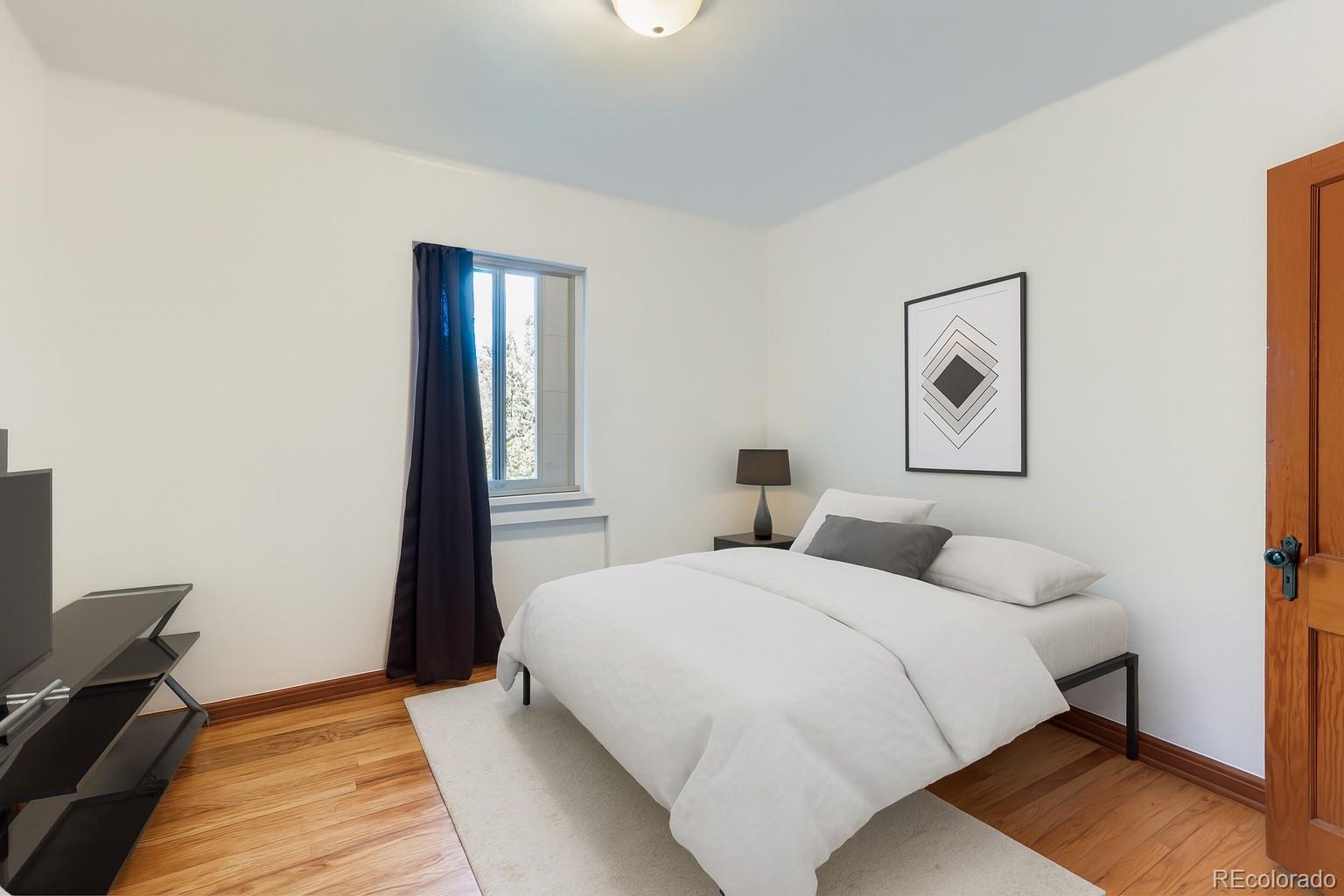 3314 N Josephine Street