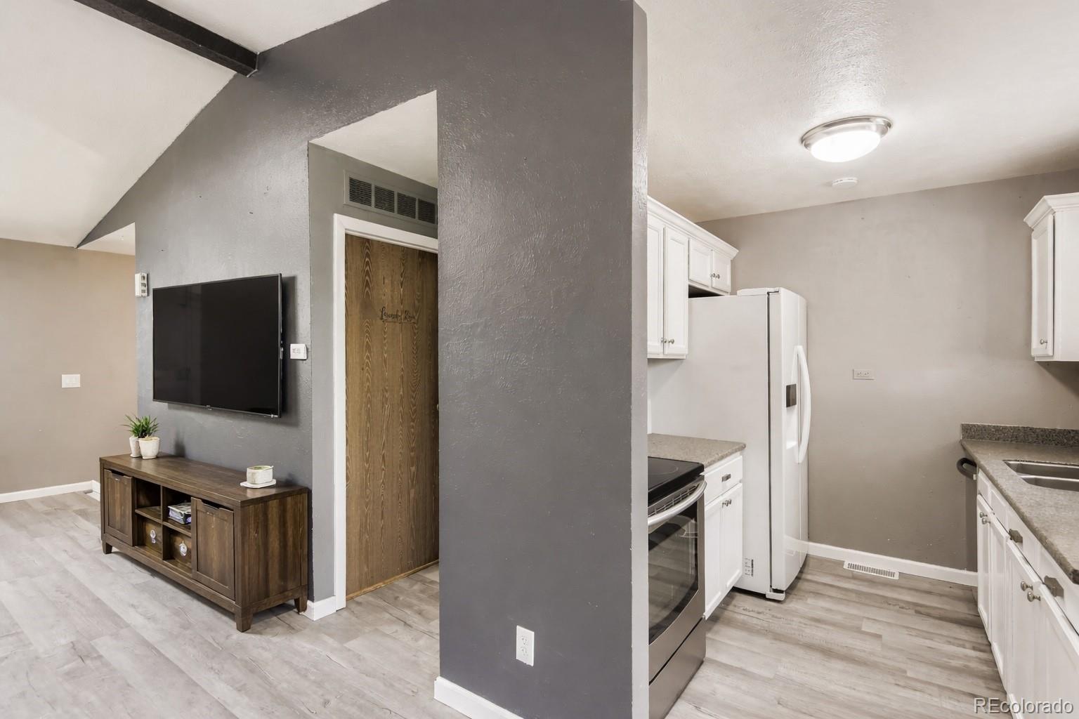 4247 S Pitkin Street