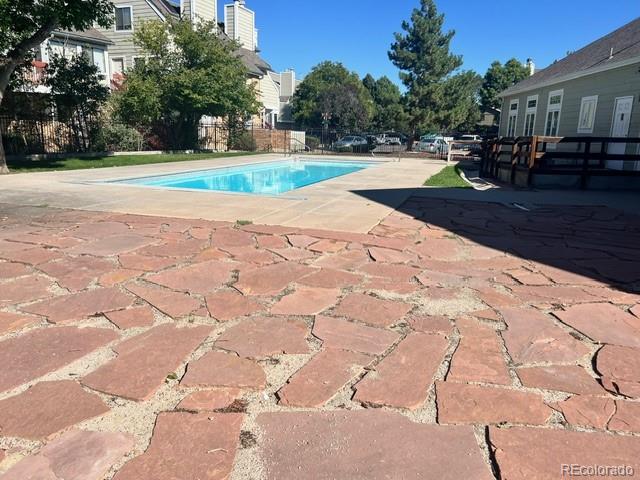 909 S Dawson Way Unit: 2