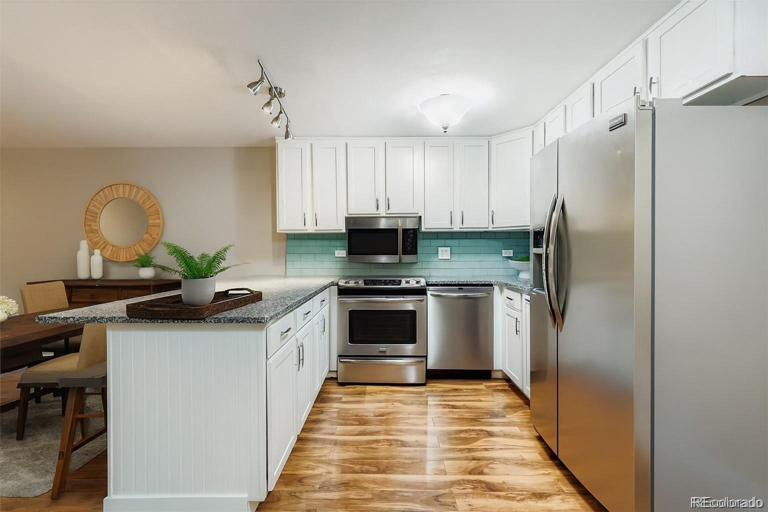 1366 Garfield Street Unit: 209