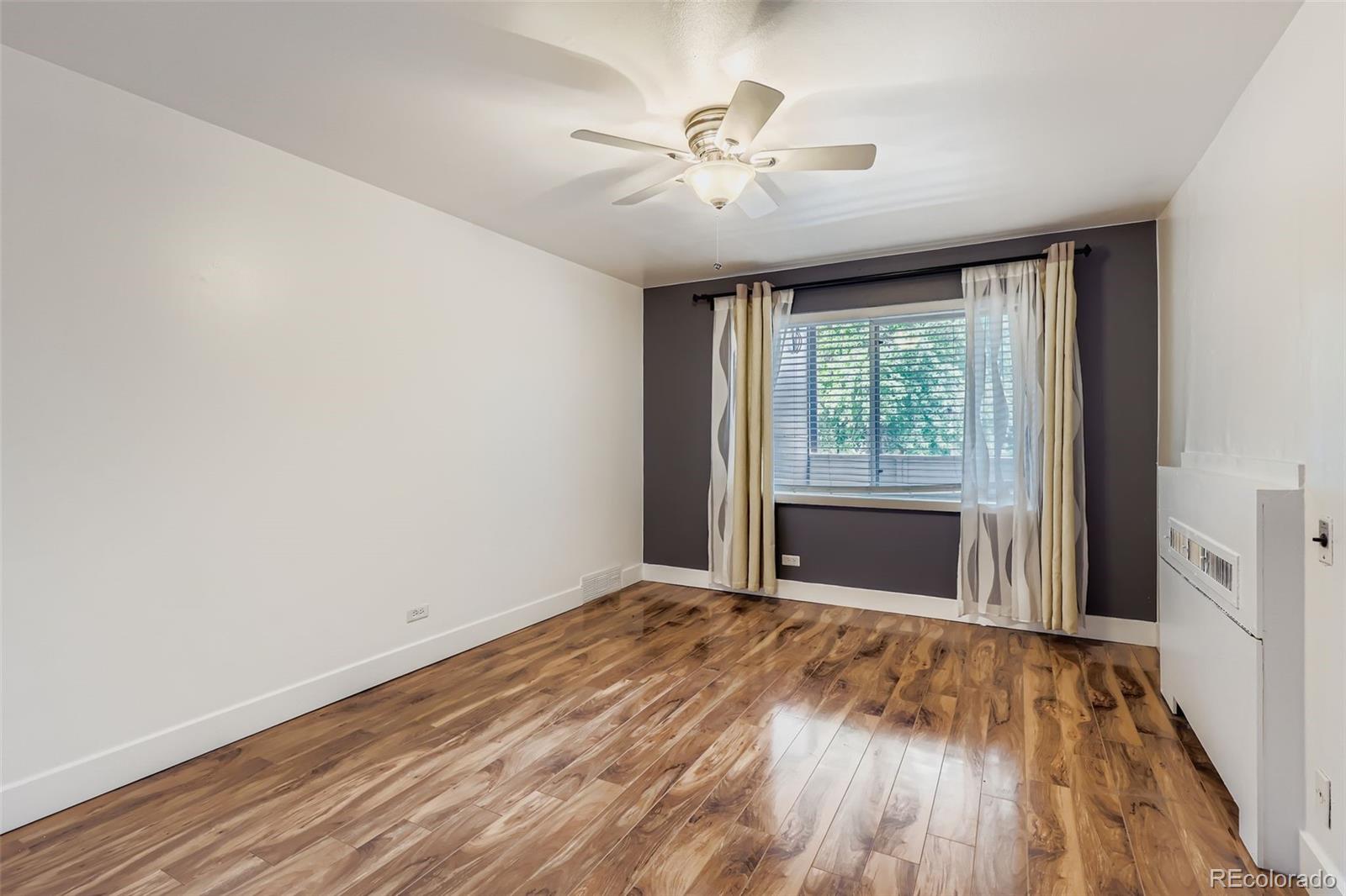 1366 Garfield Street Unit: 209