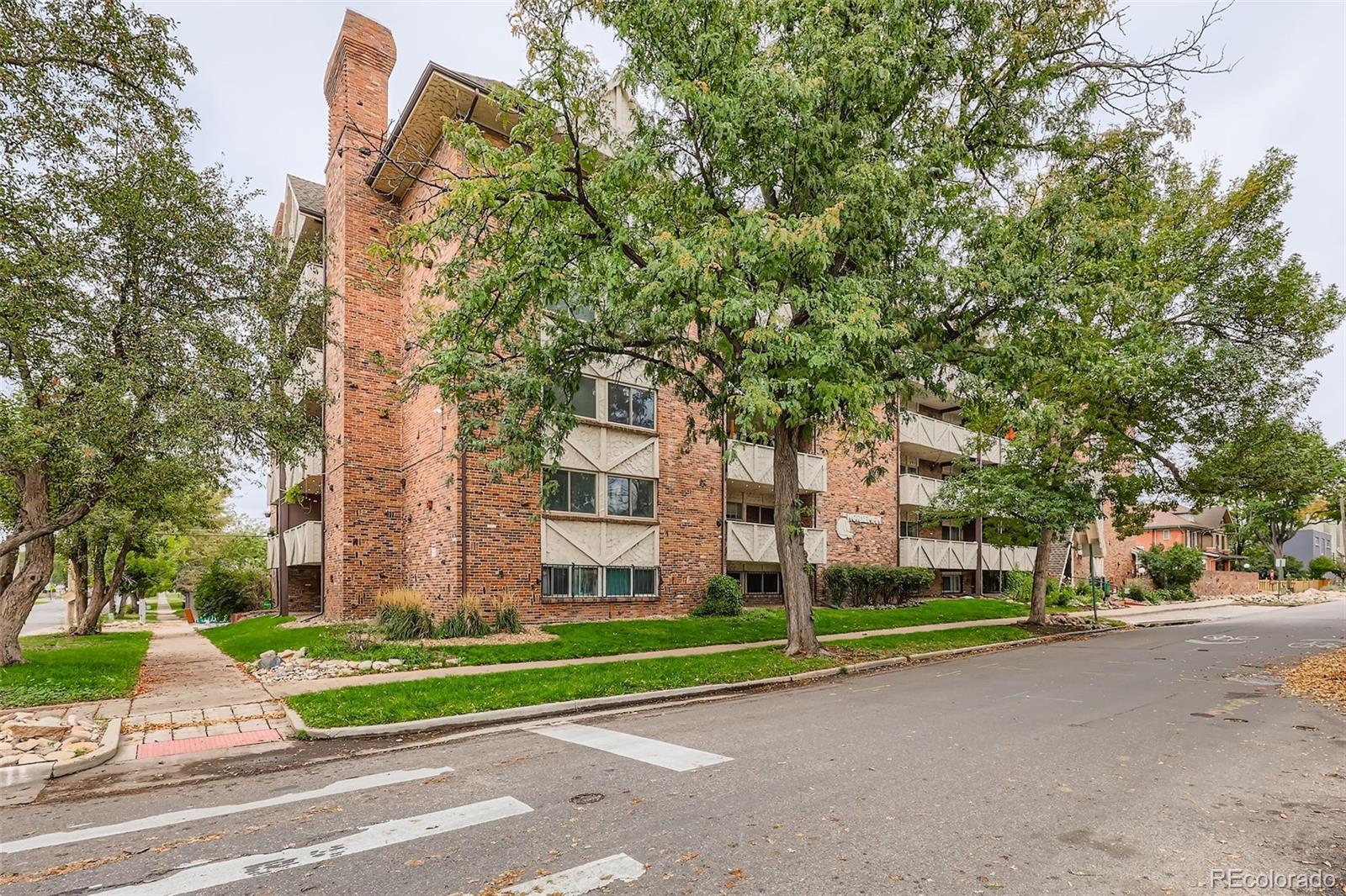 1366 Garfield Street Unit: 209