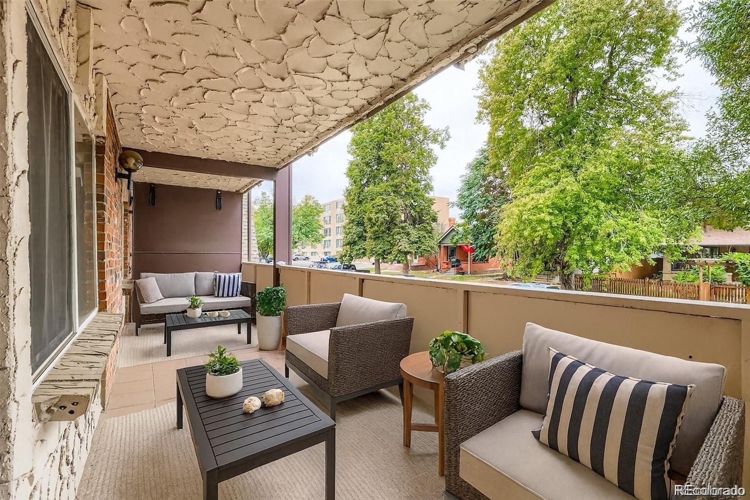 1366 Garfield Street Unit: 209