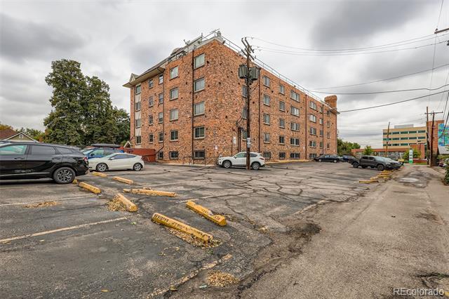 1366 Garfield Street Unit: 209