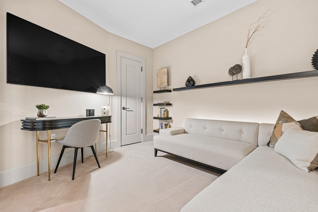 430 Stuart # 25A