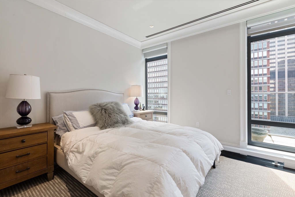 776 Boylston St Unit: PH1D
