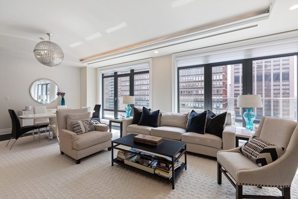 776 Boylston St Unit: PH1D
