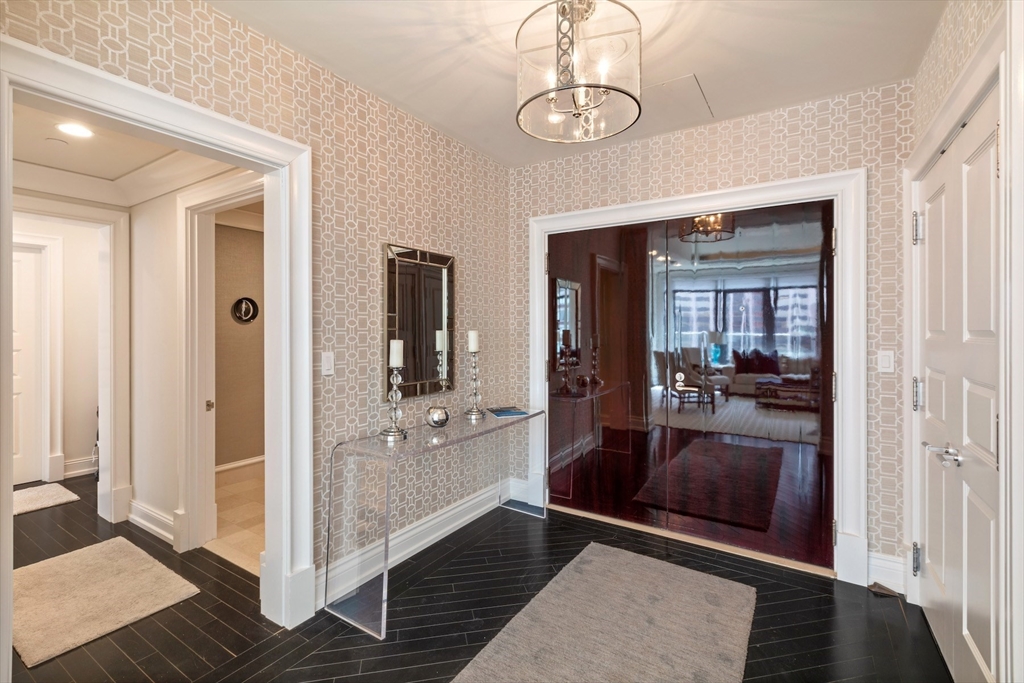 776 Boylston St Unit: PH1D