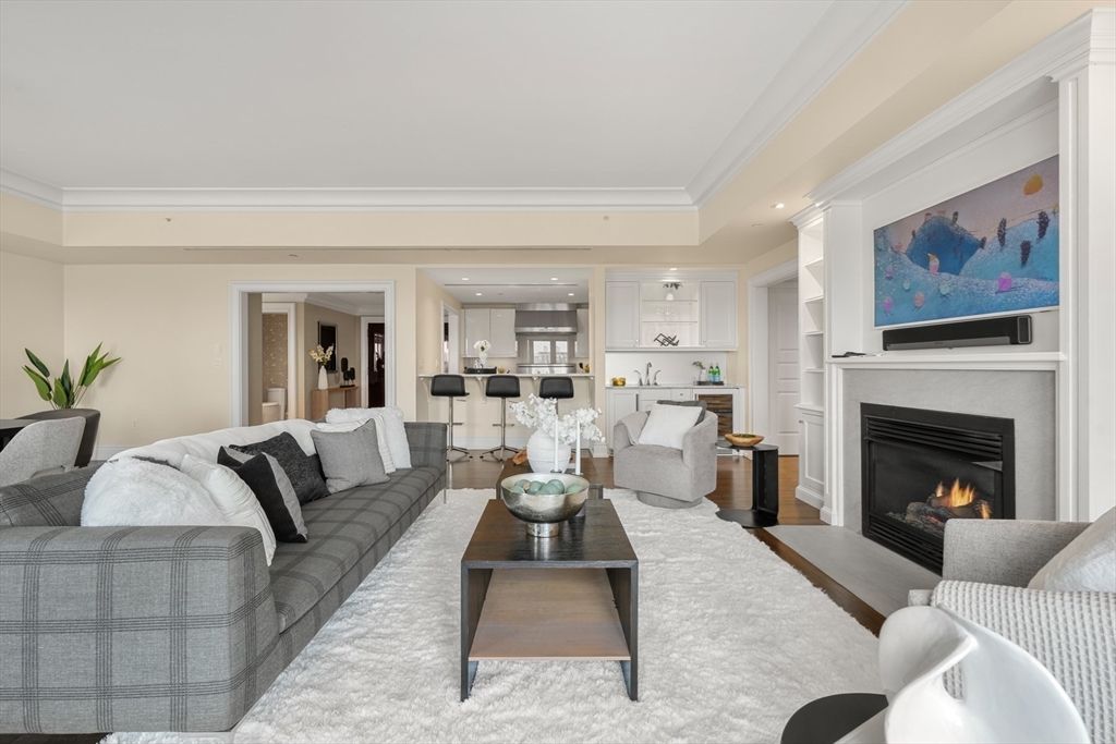 776 Boylston St Unit: E10C
