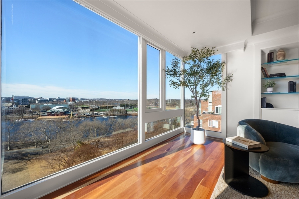 975 Memorial Drive # 1105