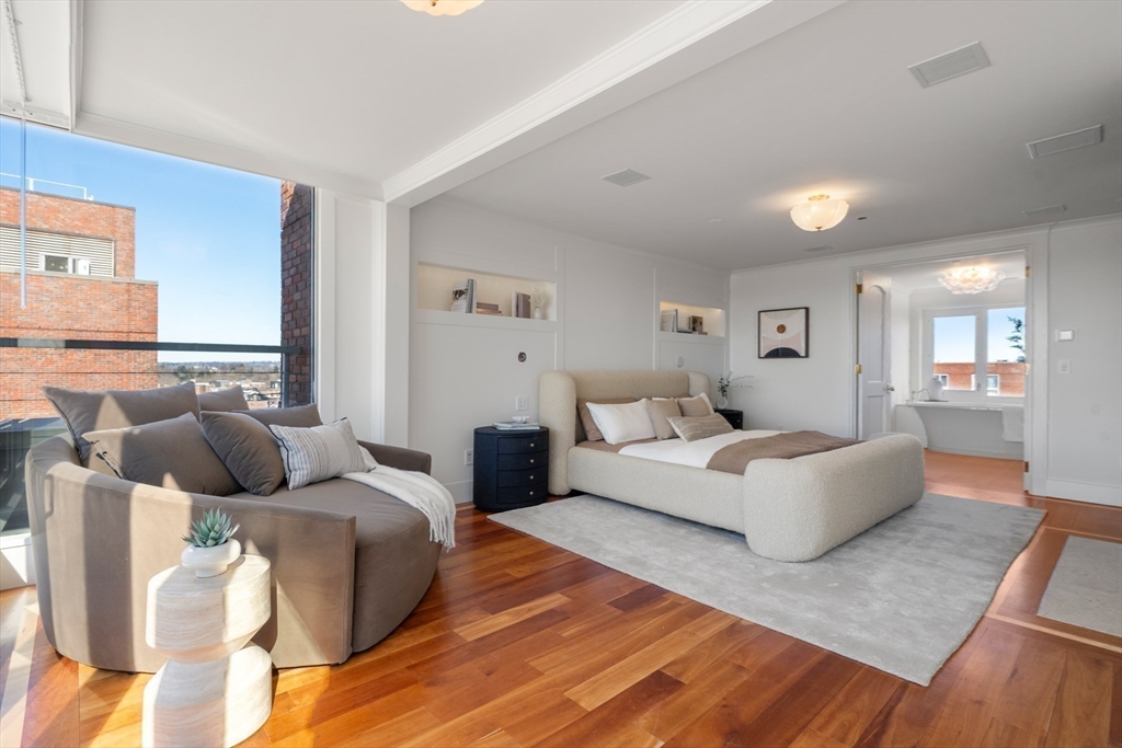 975 Memorial Drive # 1105