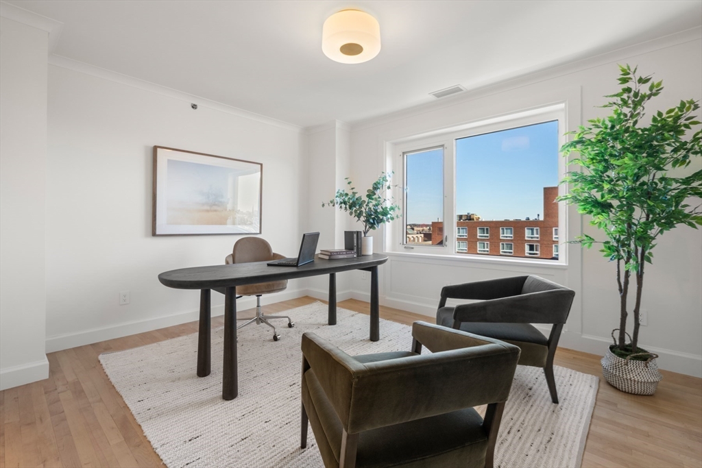 975 Memorial Drive # 1105