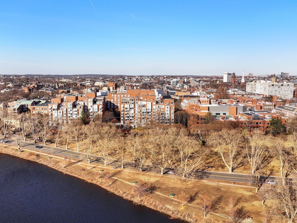 975 Memorial Drive # 1105