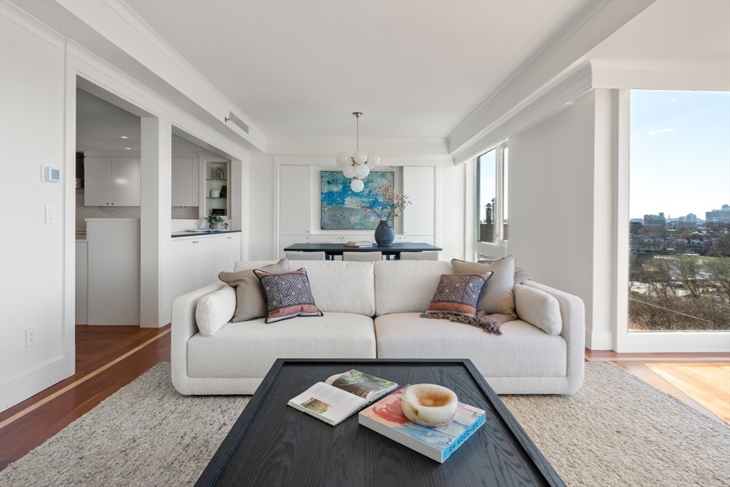 975 Memorial Drive # 1105
