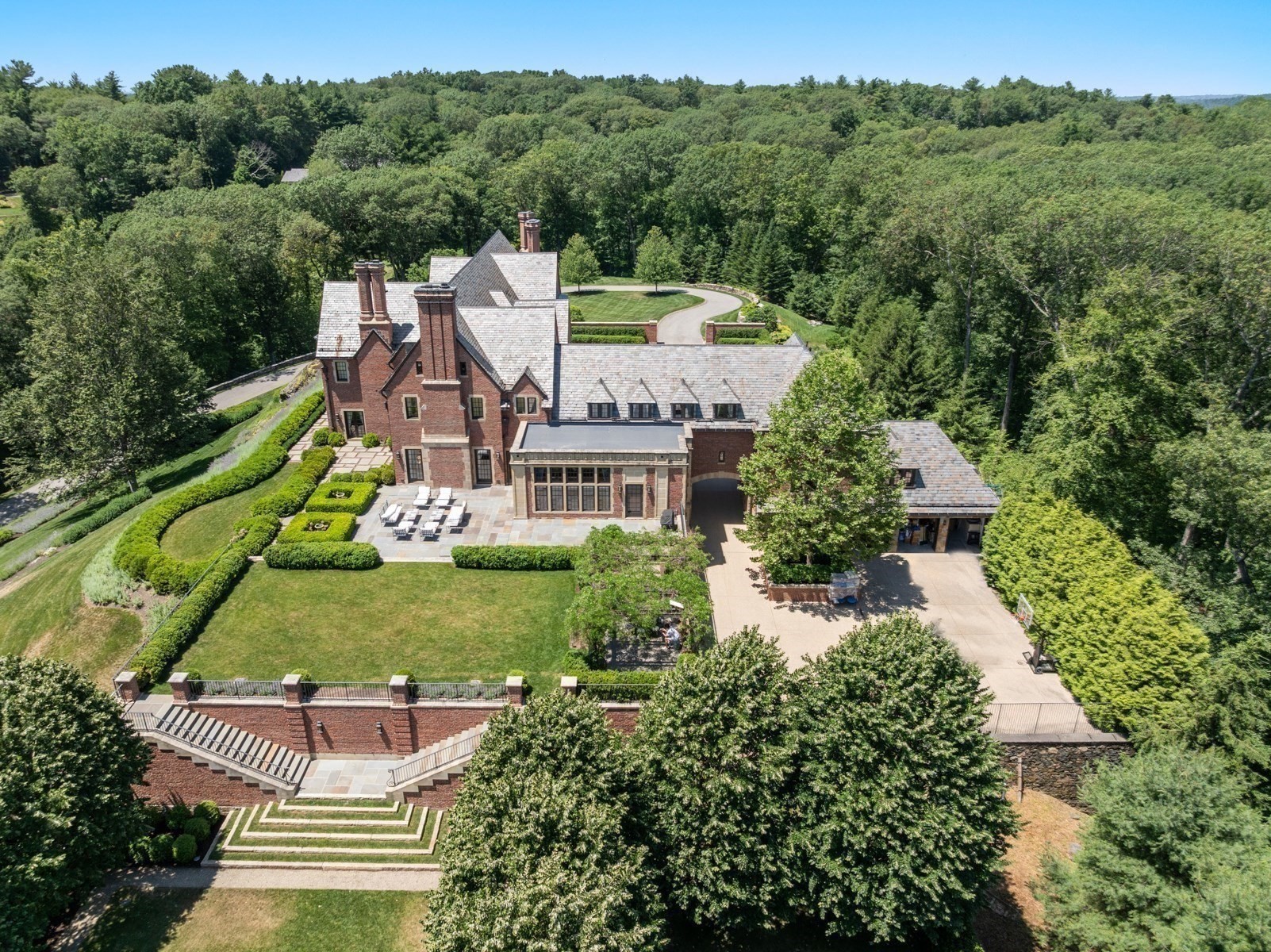 4 Willow Road