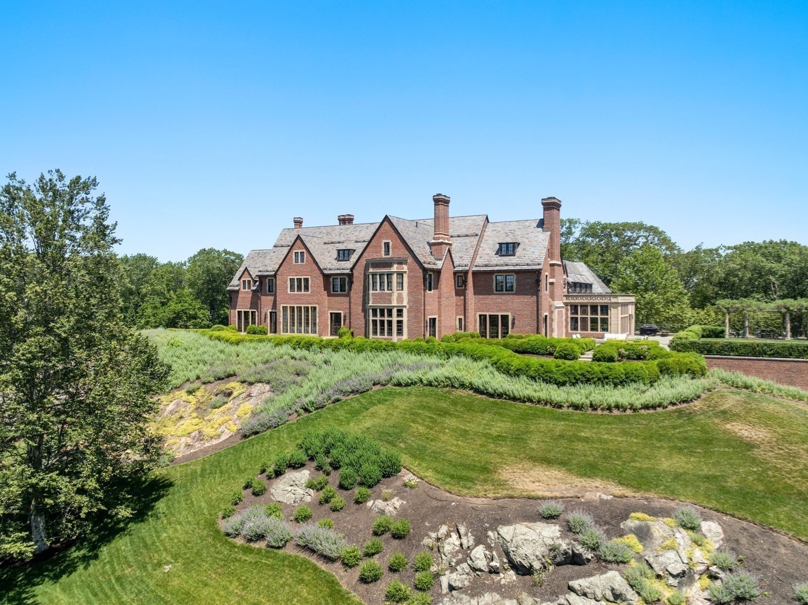 4 Willow Road