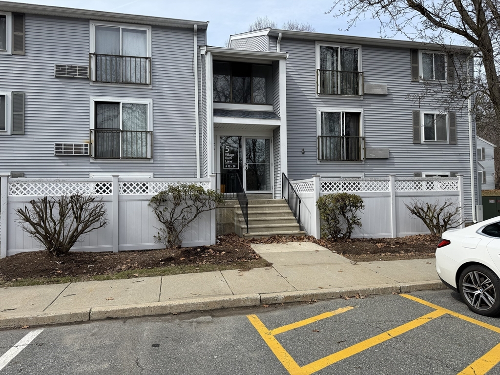 5 Village Rock Lane # 22