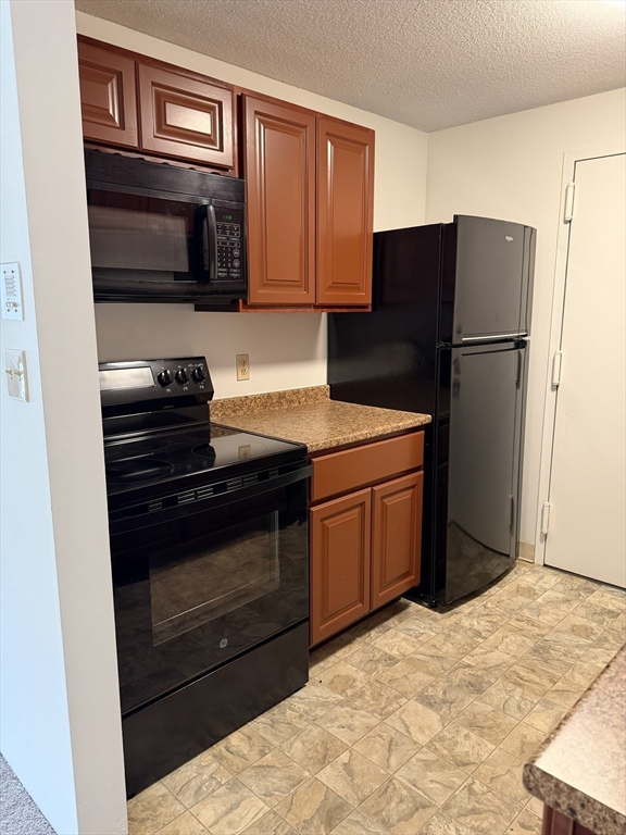 5 Village Rock Lane # 22