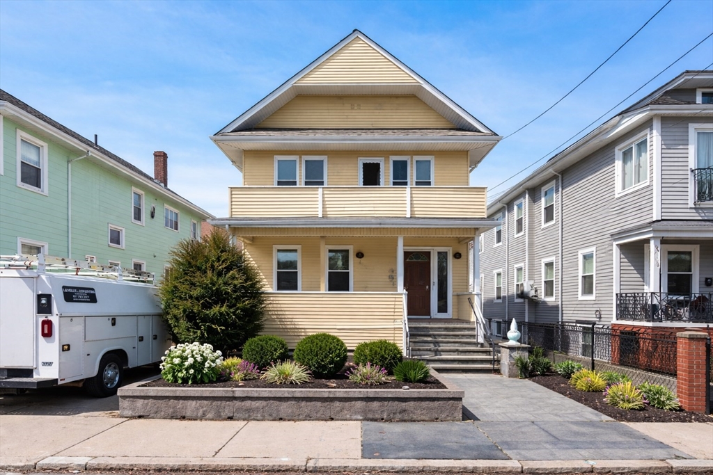 123 Willis Ave