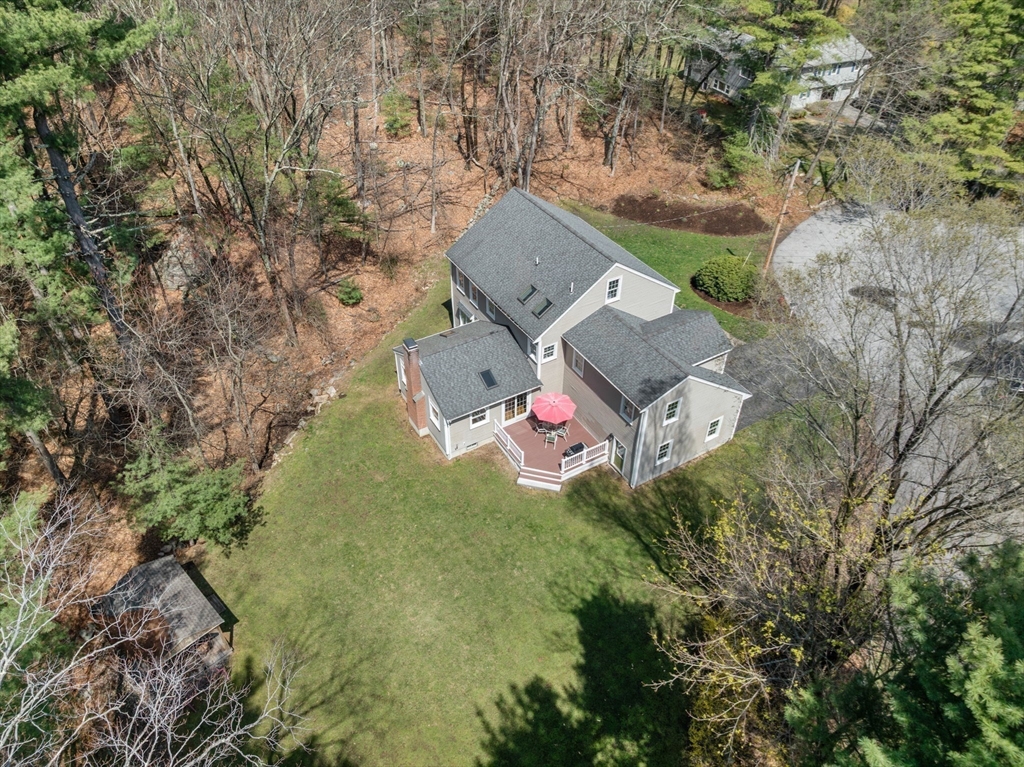 7 Crest Circle
