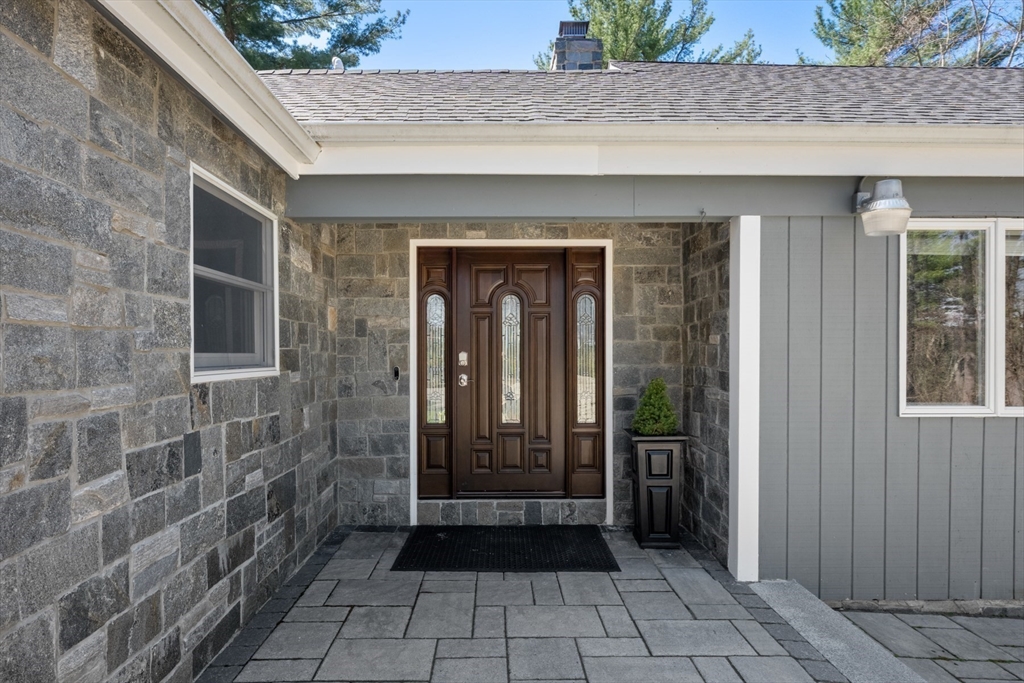 40 Hobbs Brook Road
