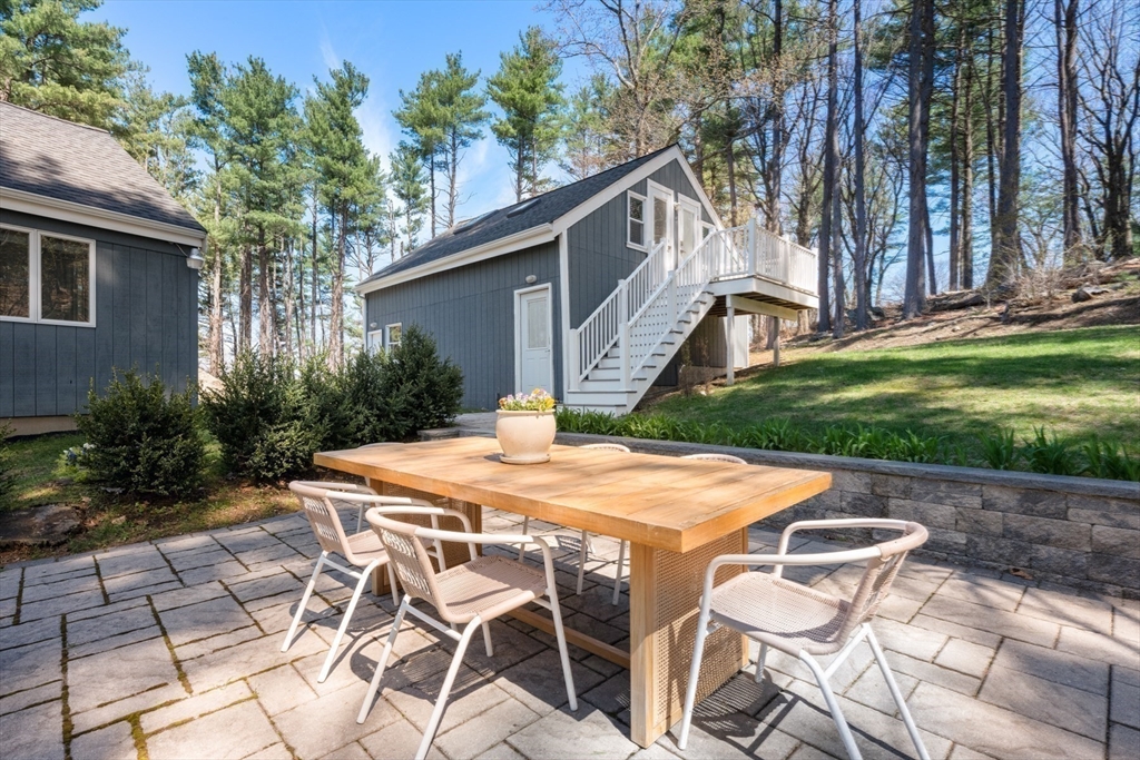 40 Hobbs Brook Road