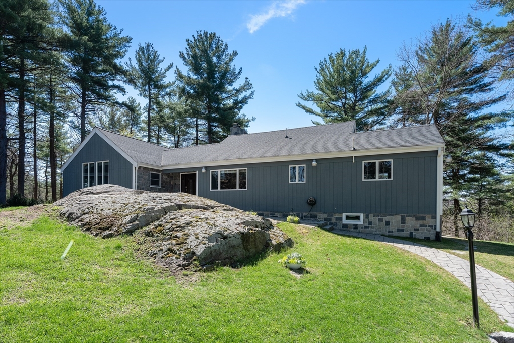 40 Hobbs Brook Road