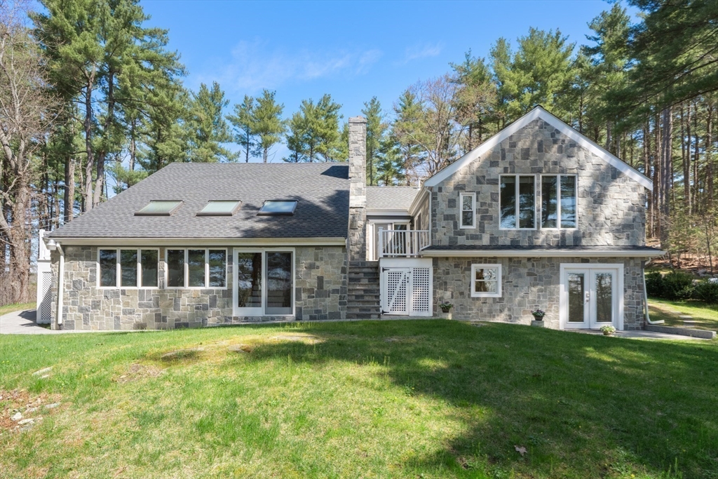 40 Hobbs Brook Road