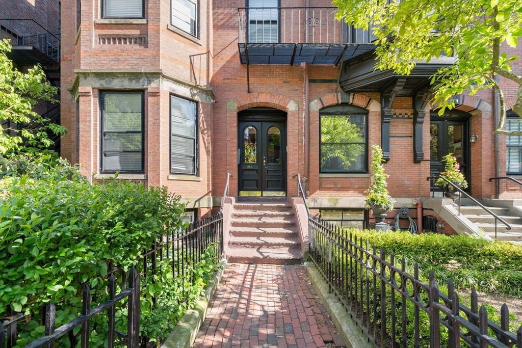 284 Marlborough # 2