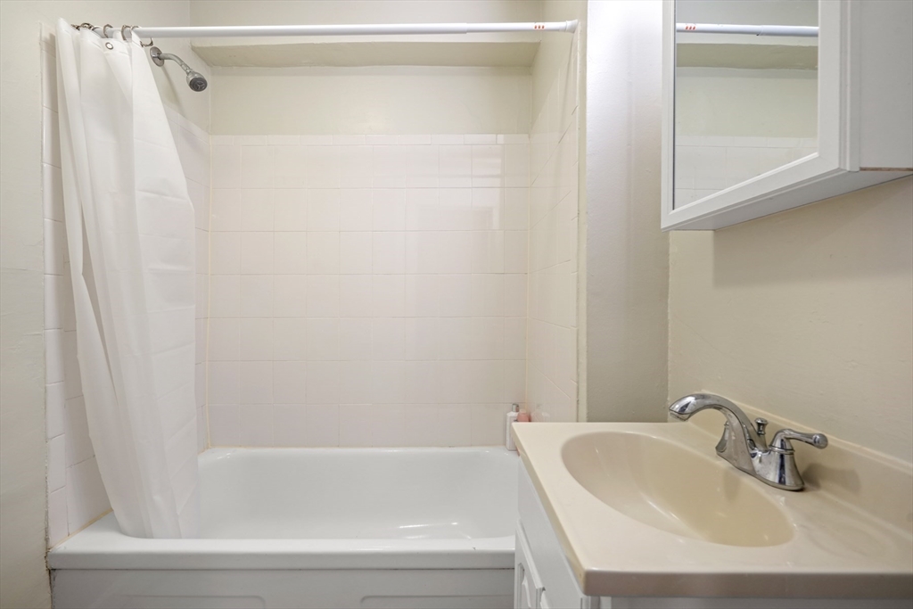 284 Marlborough # 2