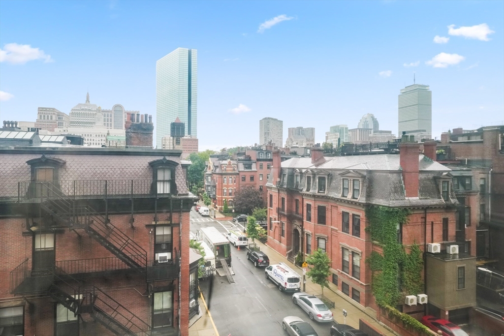 285 Clarendon St # 4