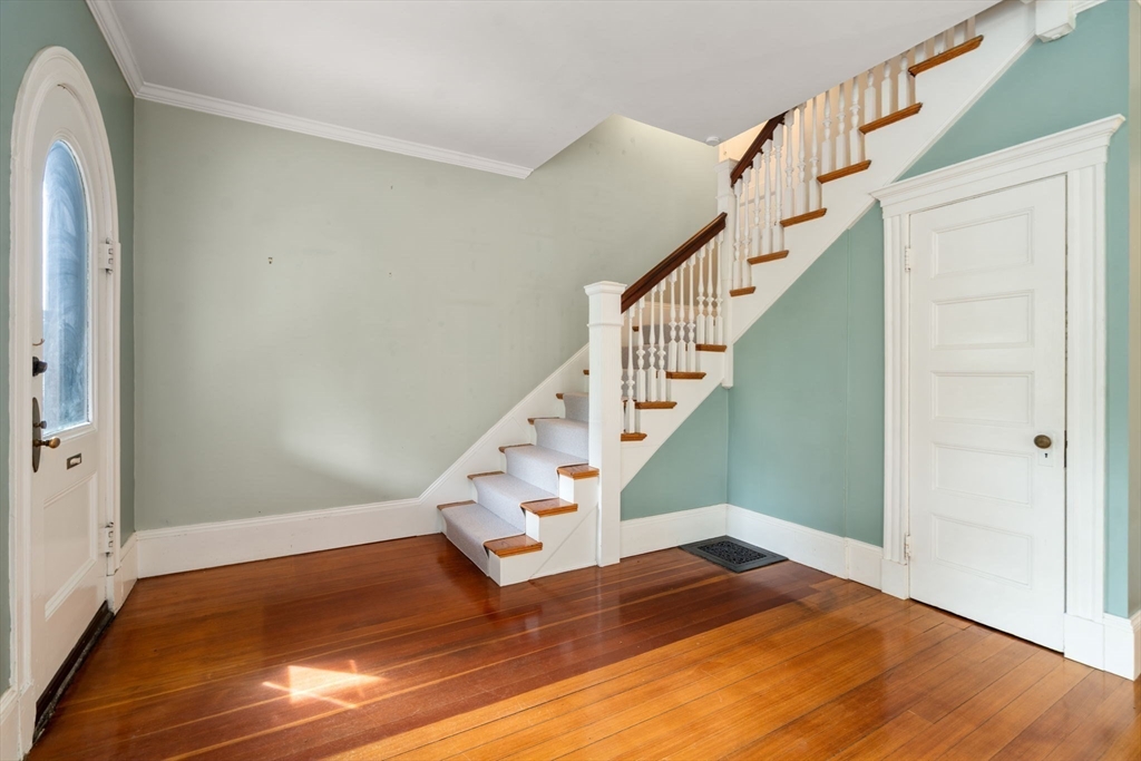 18 Eaton Ct # 18