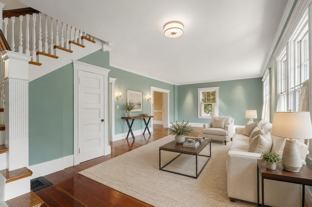 18 Eaton Ct # 18