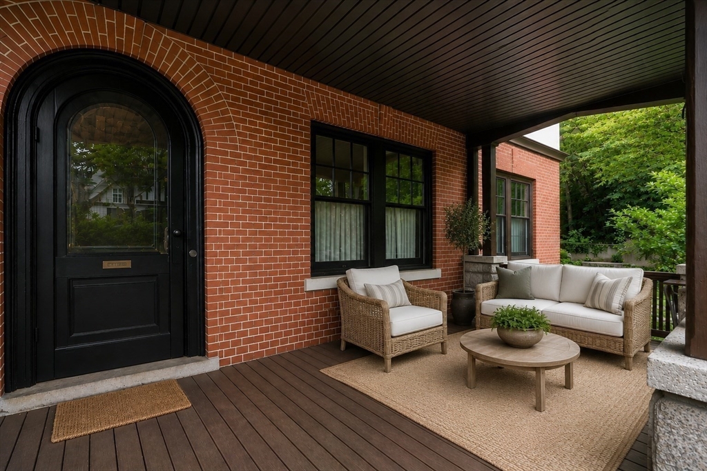 18 Eaton Ct # 18