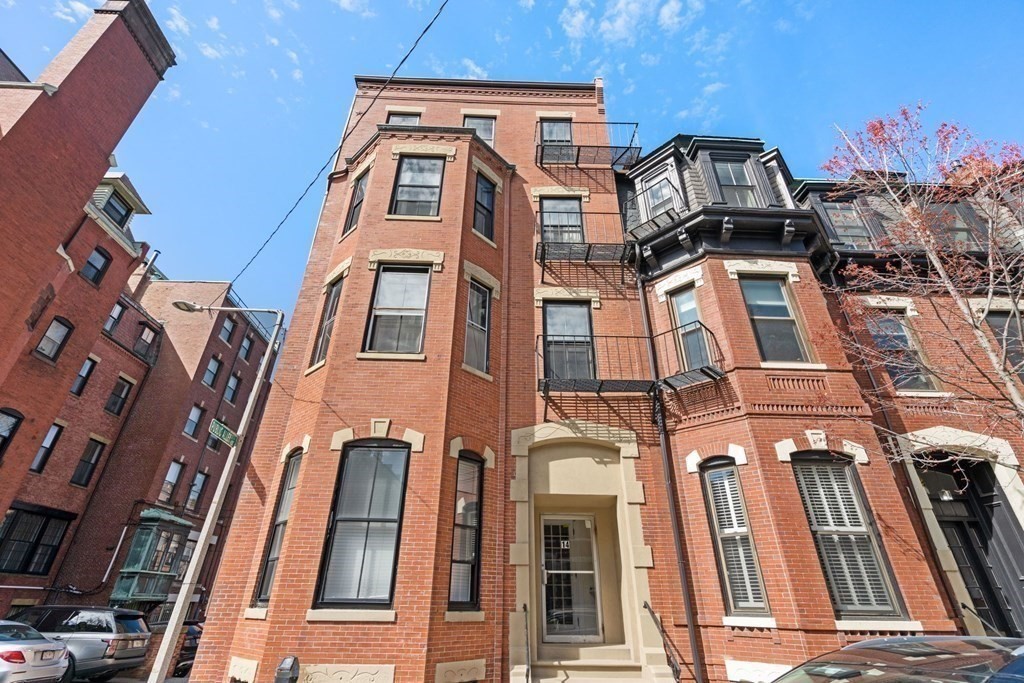 14 Gloucester St # 3B