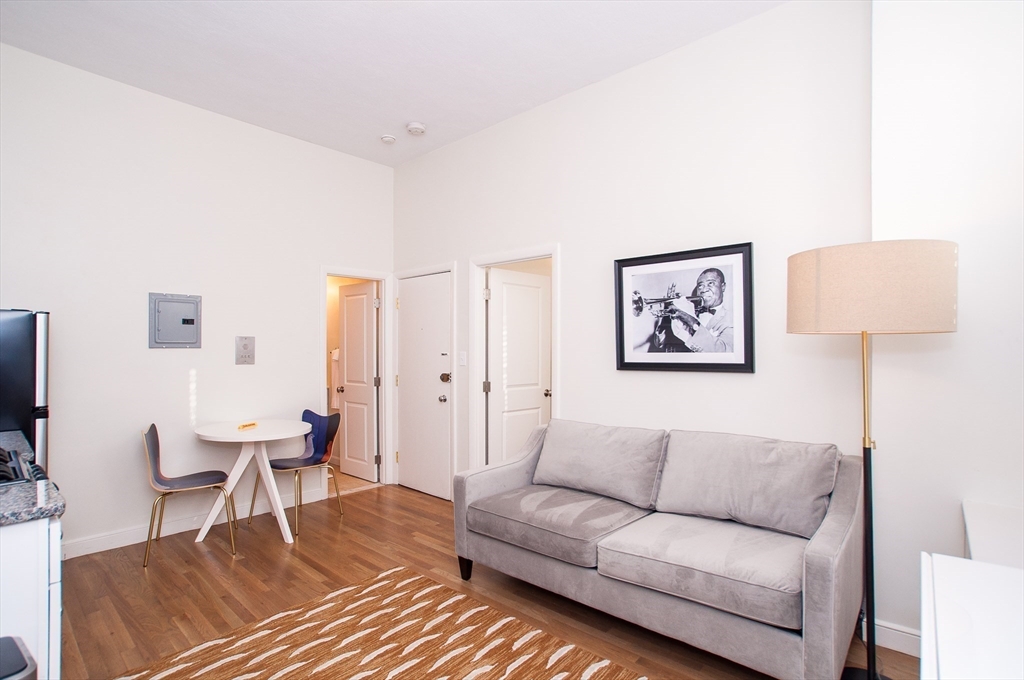 102 Chandler Street # 6