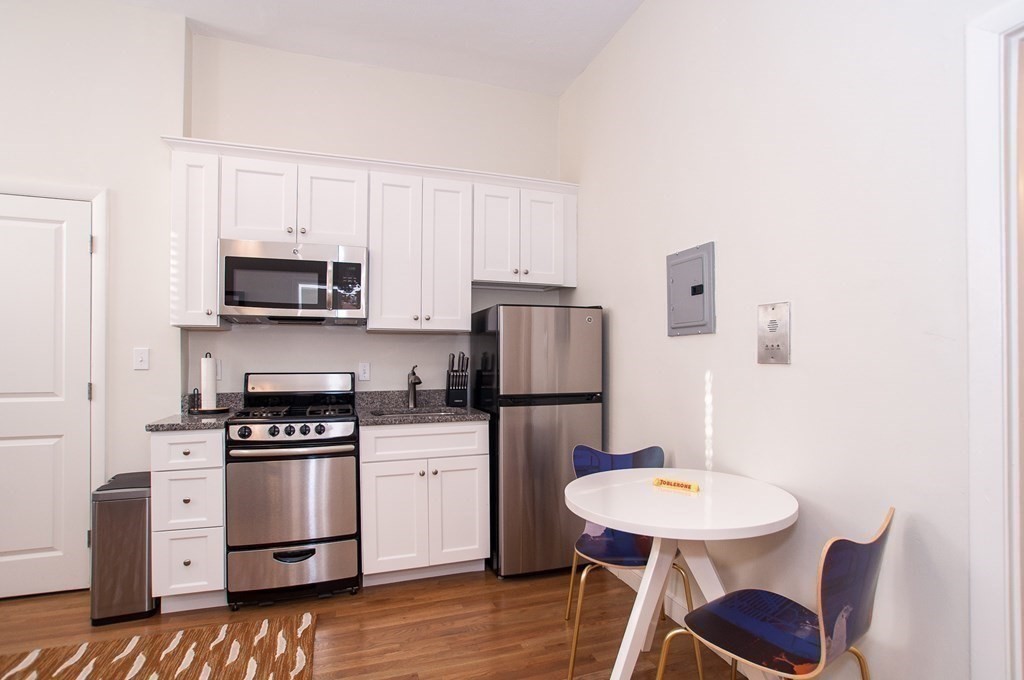 102 Chandler Street # 6