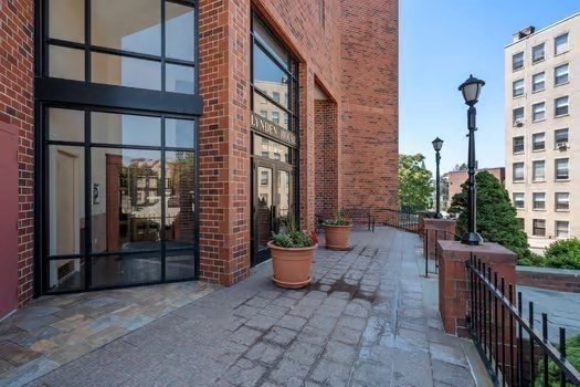 44 Elm # 102