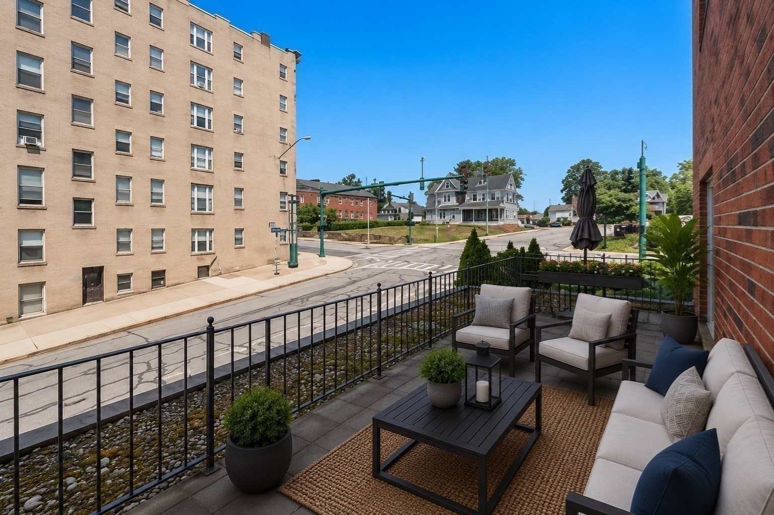 44 Elm # 102