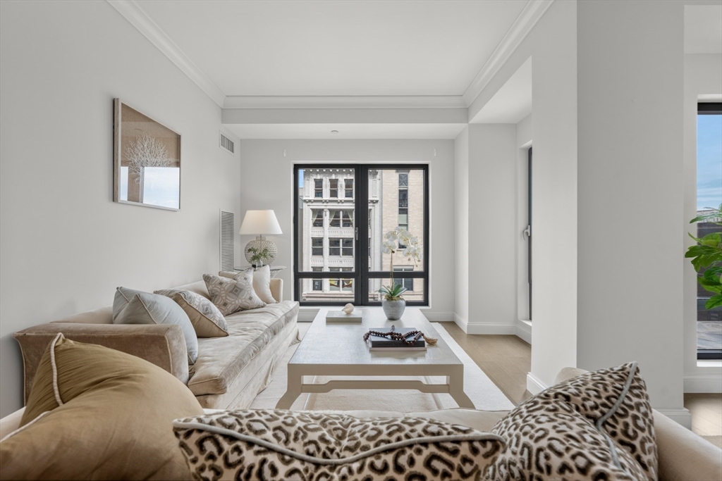 778 Boylston St # 4A
