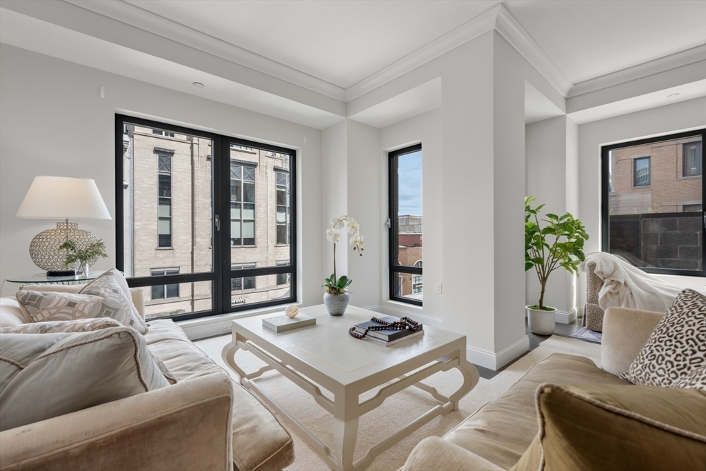 778 Boylston St # 4A
